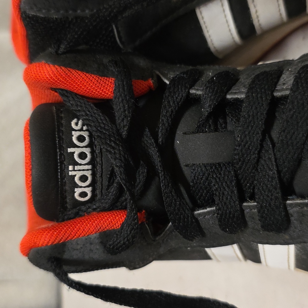 Adidas Hoops 2.0 Black, White, And Red Hi-Top Sneakers Youth Boys Size 6 - Picture 9 of 11